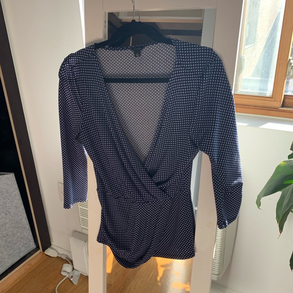 Ann Taylor Blue Geo Print Wrap Top (size small)